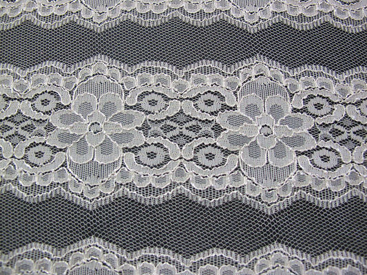 ผ้าลูกไม้ Elastic Lace สีขาว / ดอกไม้ Allover ลูกไม้ผ้า CY-DK0036