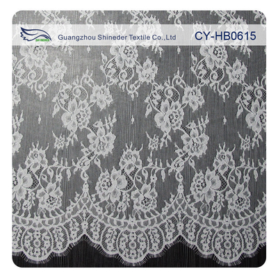 ดอกไม้สีขาวตัดเย็บผ้าขนตา Trim สำหรับชุดเจ้าสาวสำหรับคู่แต่งงาน