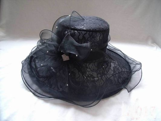 คริสตจักรสีดำสุภาพสตรี Organza หมวกด้วยลูกไม้ผ้า, เพิร์ลหัวเข็มขัดสำหรับงานเลี้ยงโอกาสพิเศษ