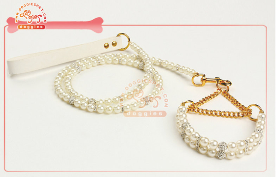 ที่สวยหรูมุกลูกปัด Martingale โซ่ปลอกคอฝึกสุนัขของเล่นสุนัข