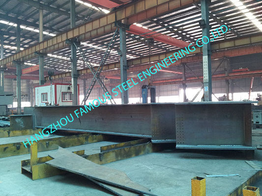 โลหะอุตสาหกรรม Wide Clearspan Shelters Preengineered AISC 80 X 110