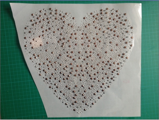 รอบครึ่งโอน Rhinestone ร้อนที่น่ารัก